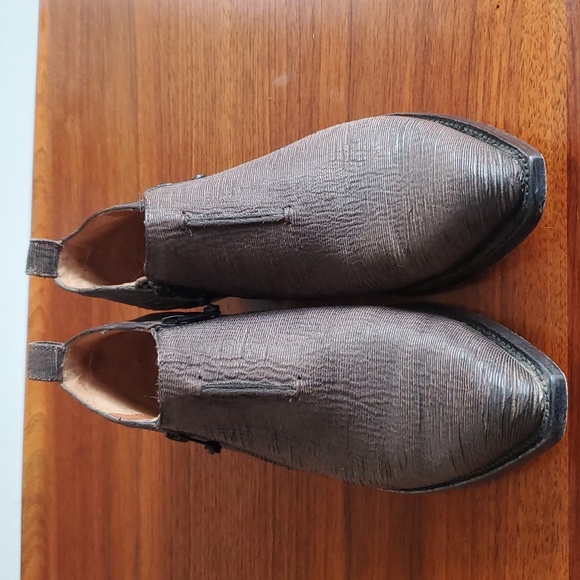 Frye Sacha Moto Shootie Ankle Boot Bootie Charcoal Cut Vintage Leather Snip Toe - Picture 3 of 7